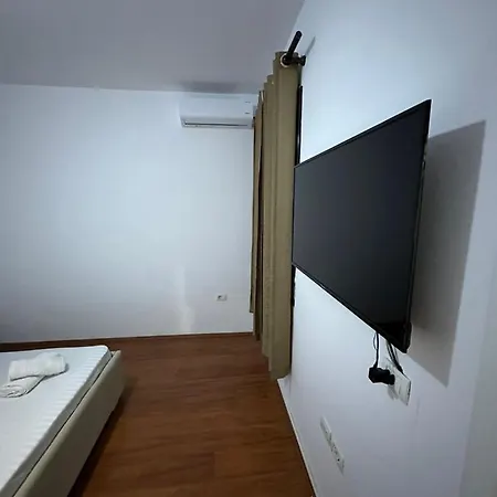 Elby Apartment