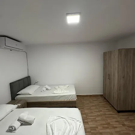 Apartment Elby Berat